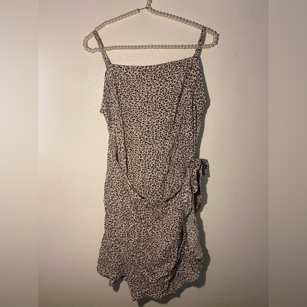 ABERCROMBIE AND FITCH Women's Mini Wrap Dress Tie Sleeveless Cheetah Size XL